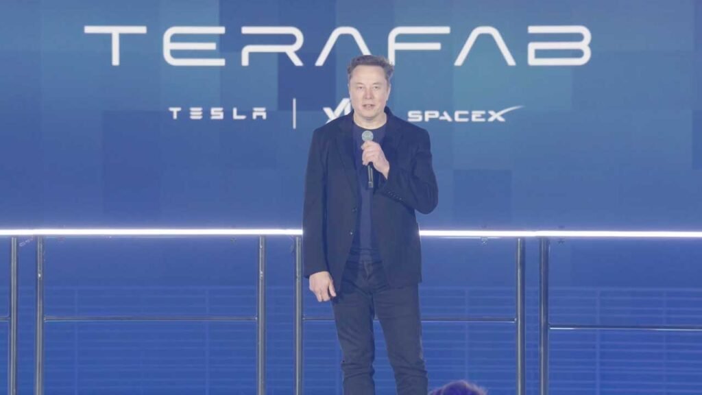 Elon musk çip fabrikası